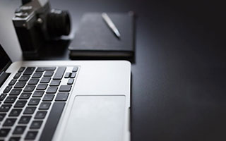 曼联这是奔着争冠去啊？2.3亿买前锋只是开始，还要再买多纳鲁马